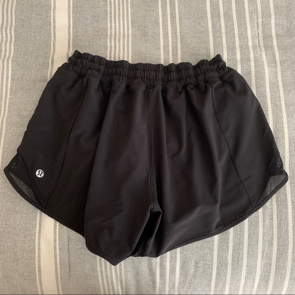 Lululemon Hotty Hot Shorts 4”